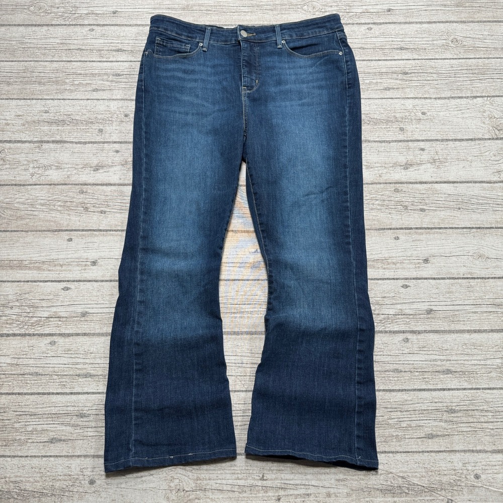 Levi's Jeans Women's 14 Blue Denim Signature Shaping Mid Rise Bootcut Stretch